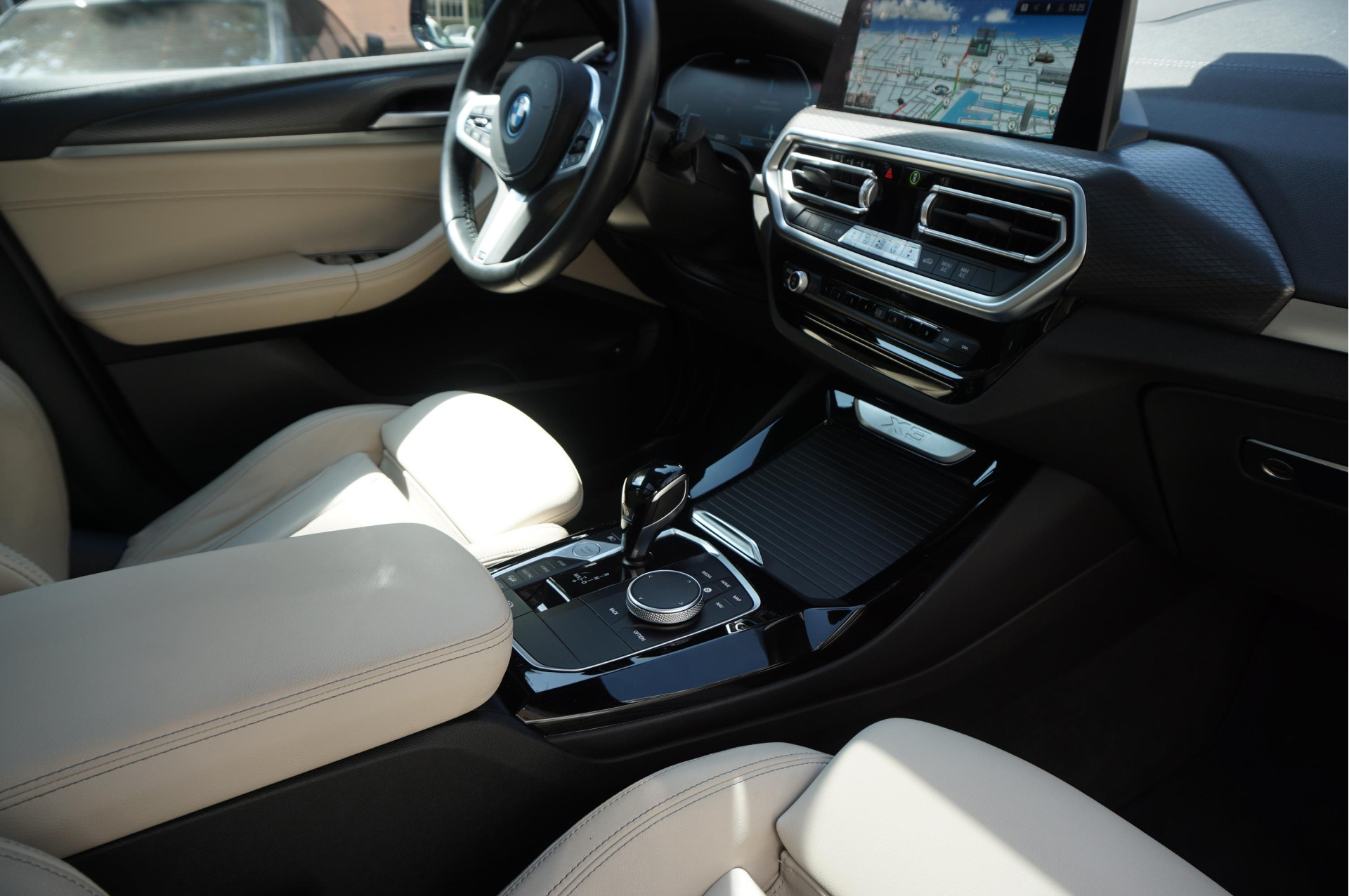 Foto van BMW X3 Xdrive30e