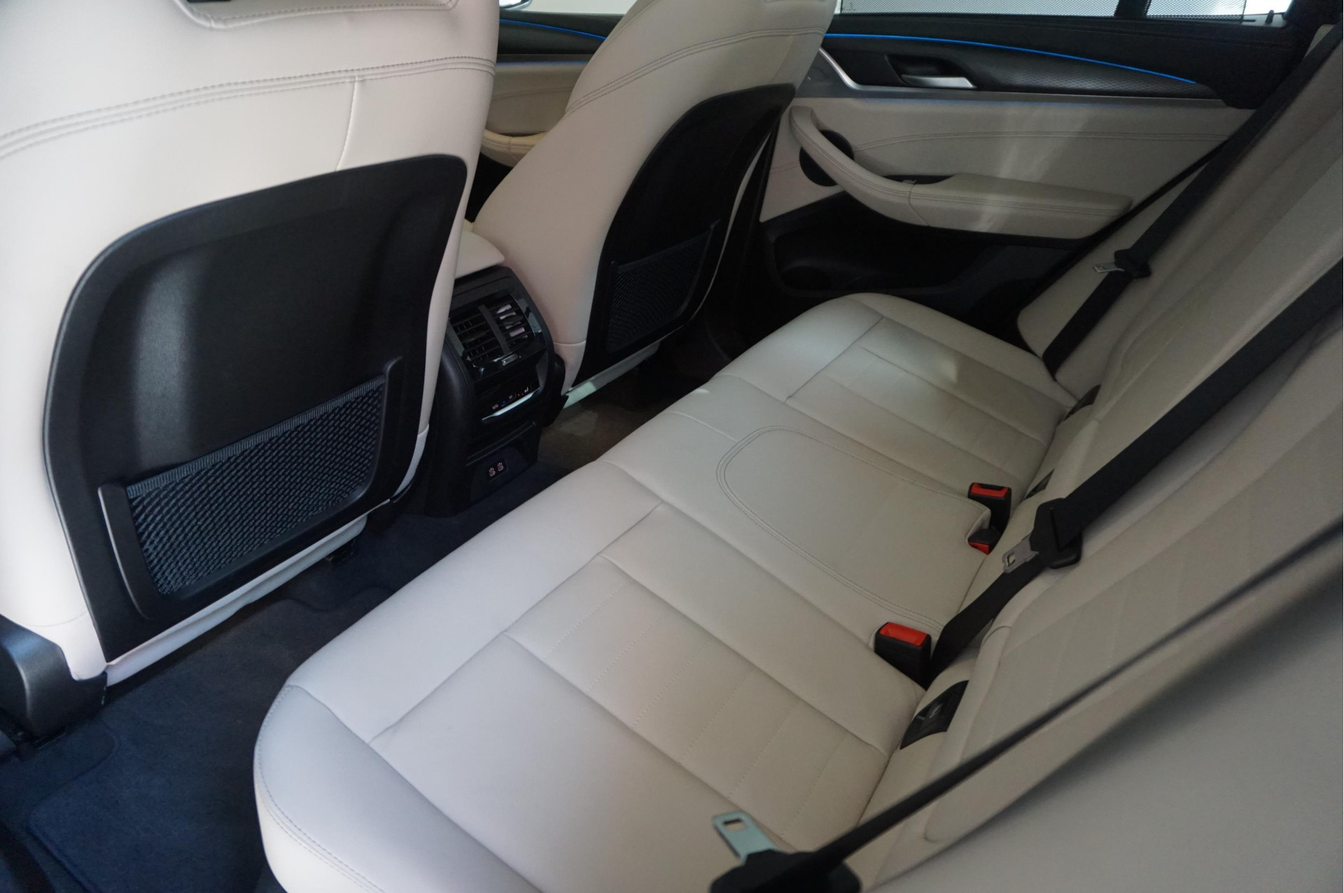 Foto van BMW X3 Xdrive30e