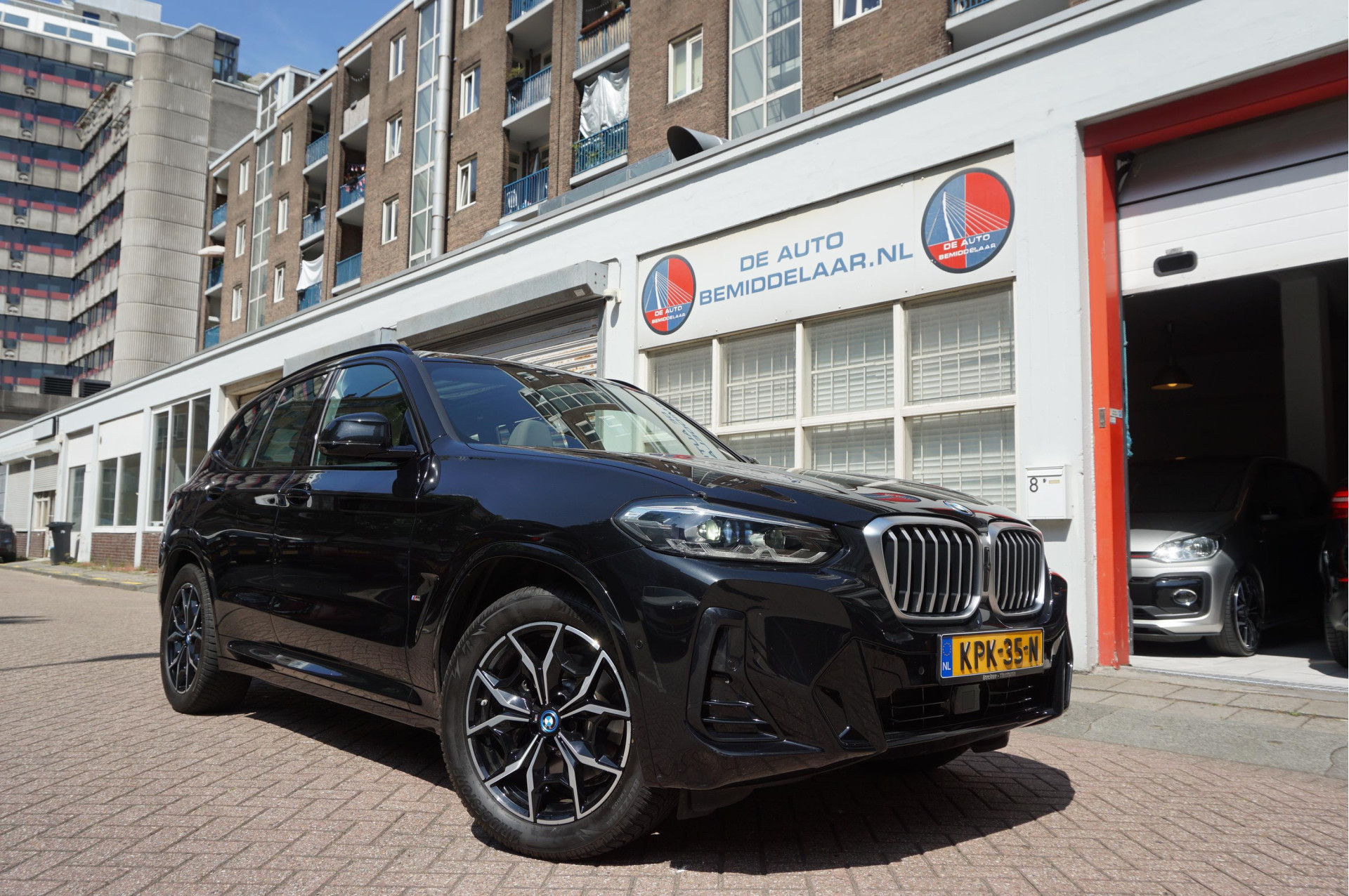 BMW X3 Xdrive30e xDrive30e High Executive M-SPORT | Trekhaak | Panoramadak | Adaptive + Lane | 2024 - voorkant