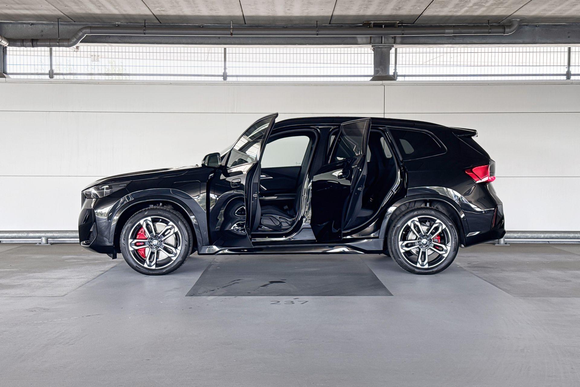 Foto van BMW X1 Xdrive25e