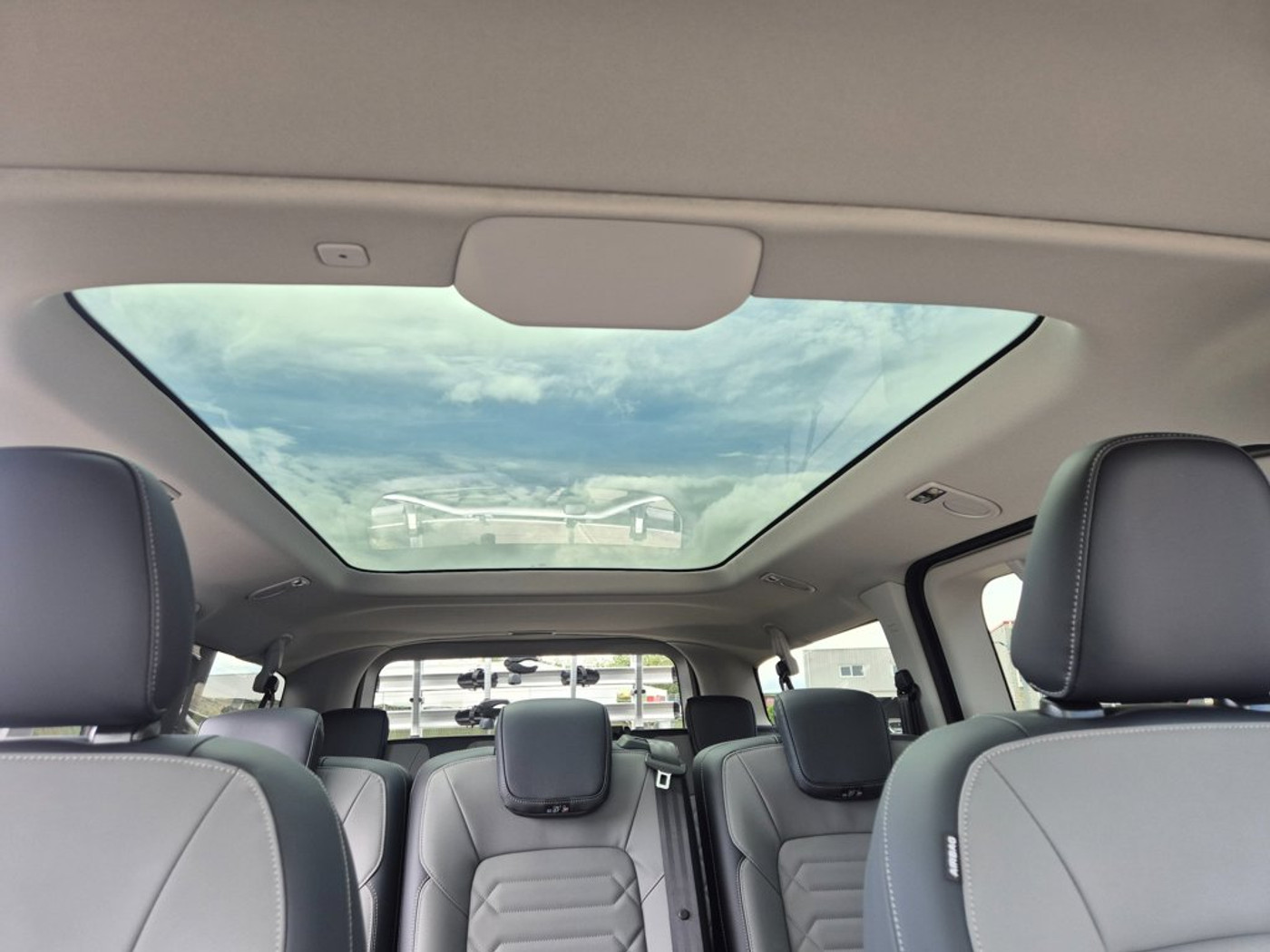 Foto van Volkswagen Caravelle
