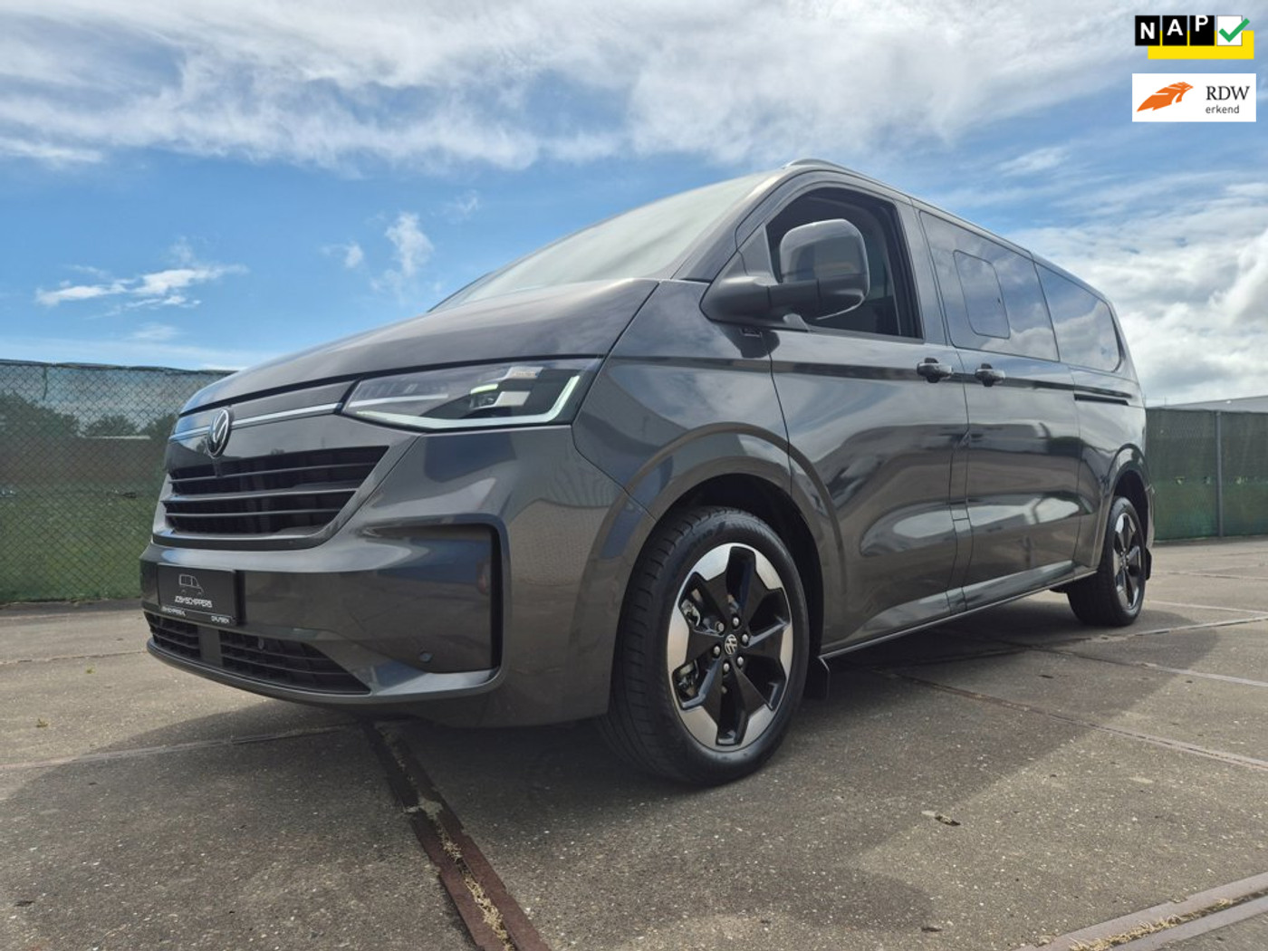 Volkswagen Caravelle Transporter T7 full options pano, verlengd, leder 2026 - voorkant