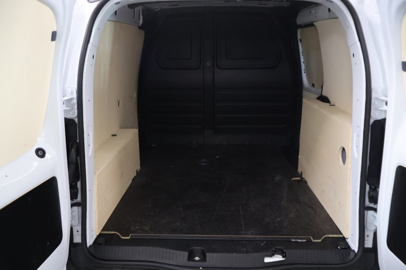 Foto van Nissan Townstar