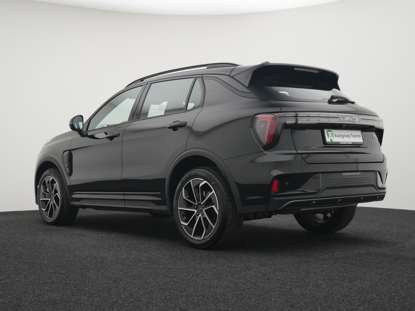 Foto van Lynk&co LYNK & Co 01