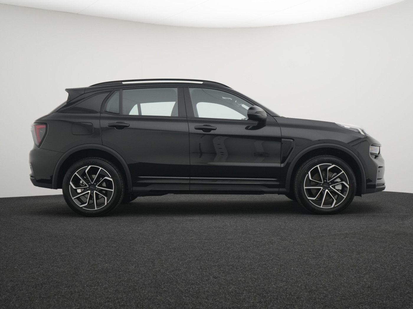 Foto van Lynk&co LYNK & Co 01