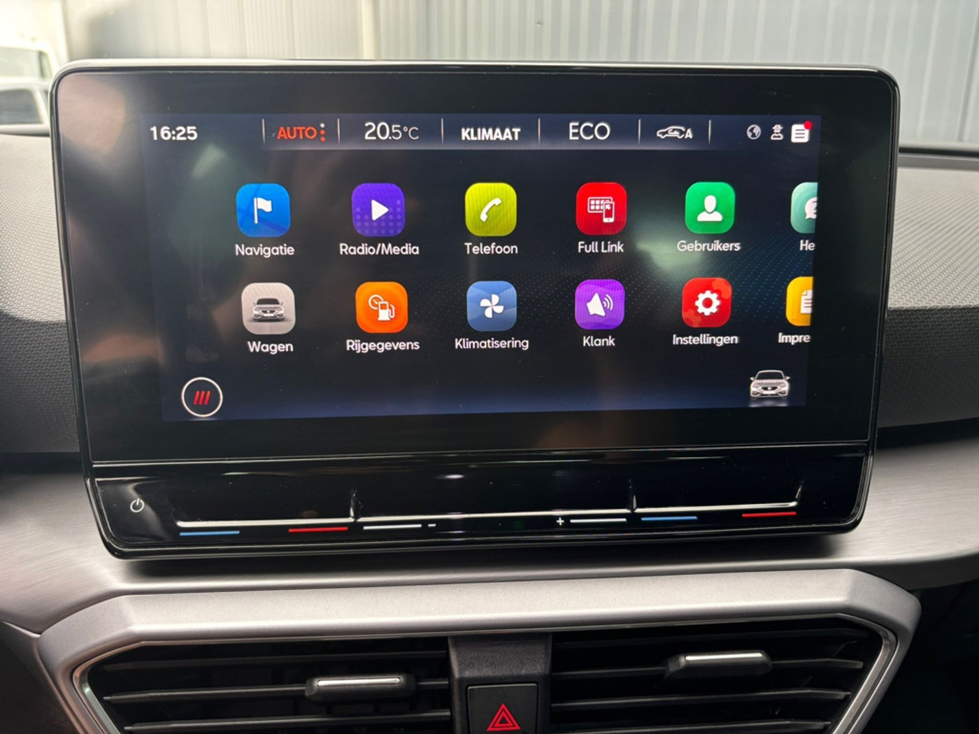 Foto van Seat Seat Leon E-hybrid150