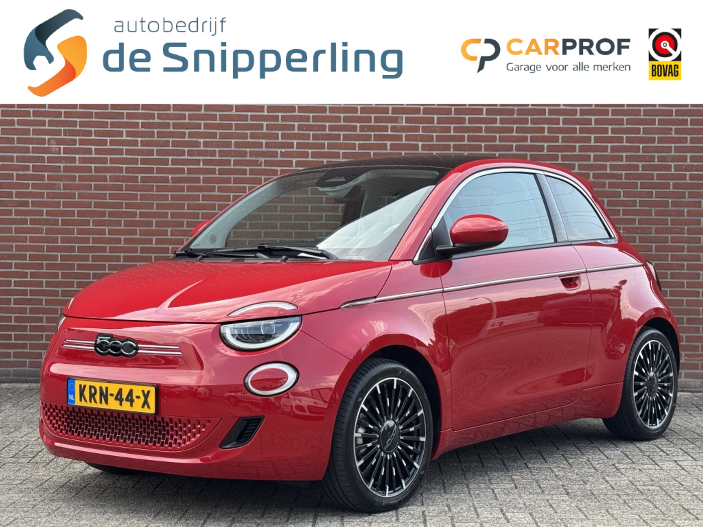 Fiat 500 La Prima 42 kWh NAV PANO JBL ADAPT-CRUISE STOELVW CARPLAY LED 2024 - voorkant