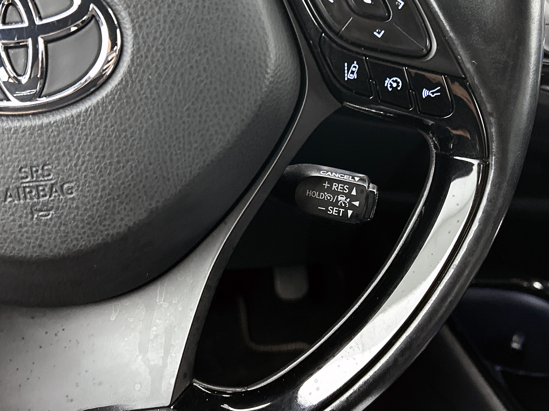 Foto van Toyota Toyota C-hr