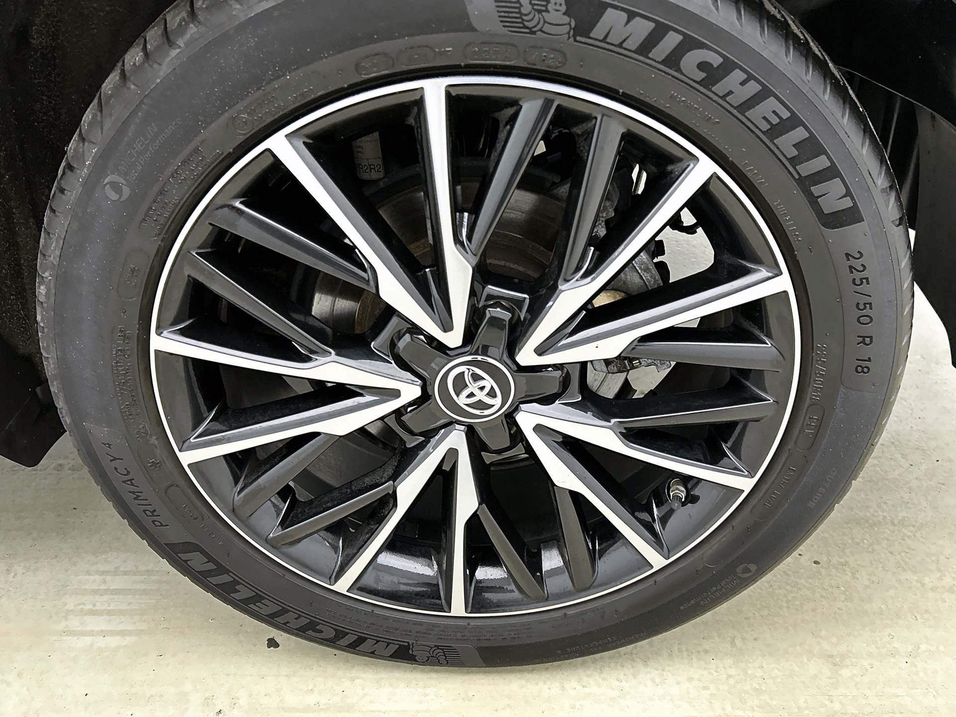 Foto van Toyota Toyota C-hr
