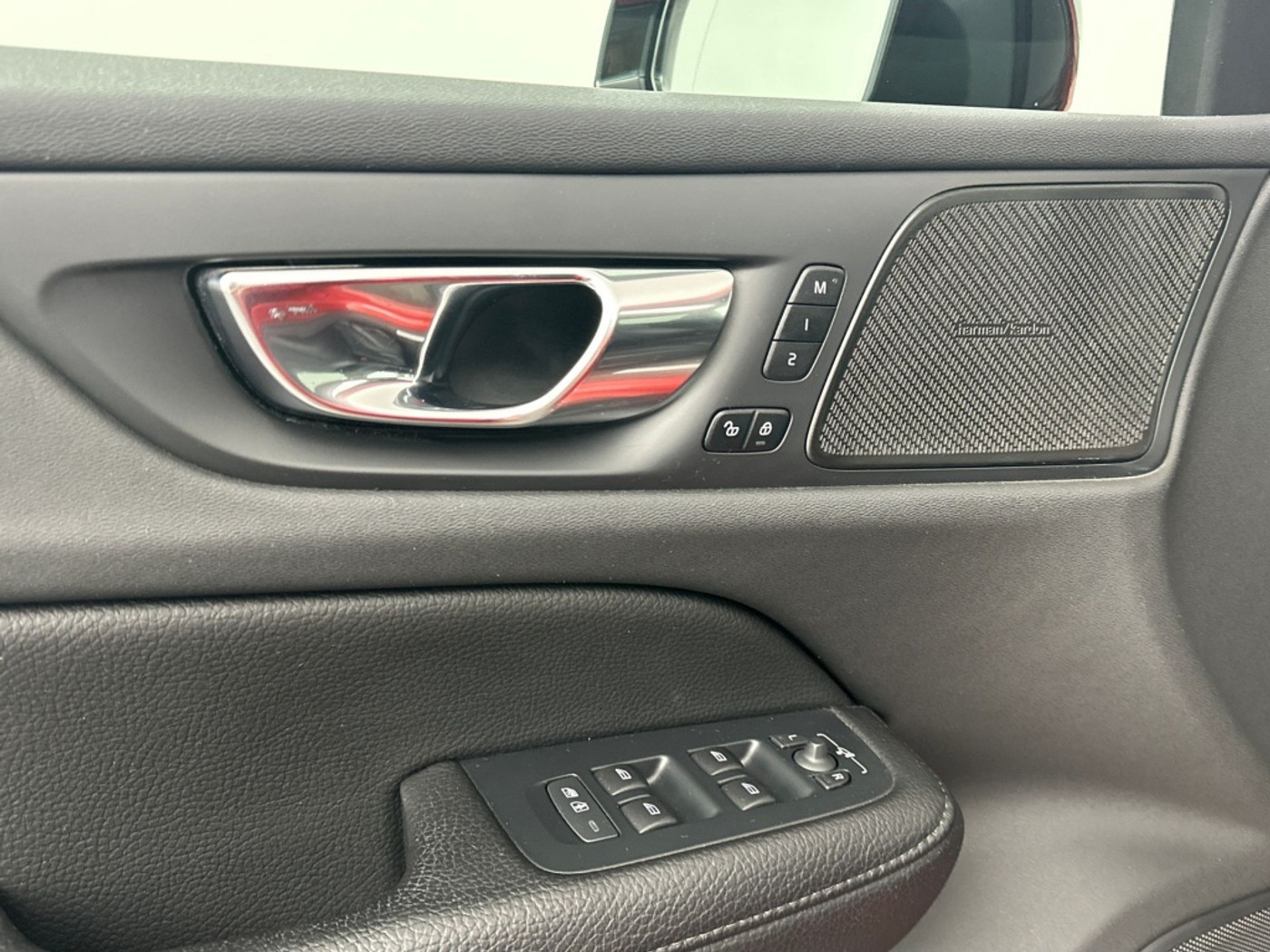 Foto van Volvo V60 T8 Twin Engine