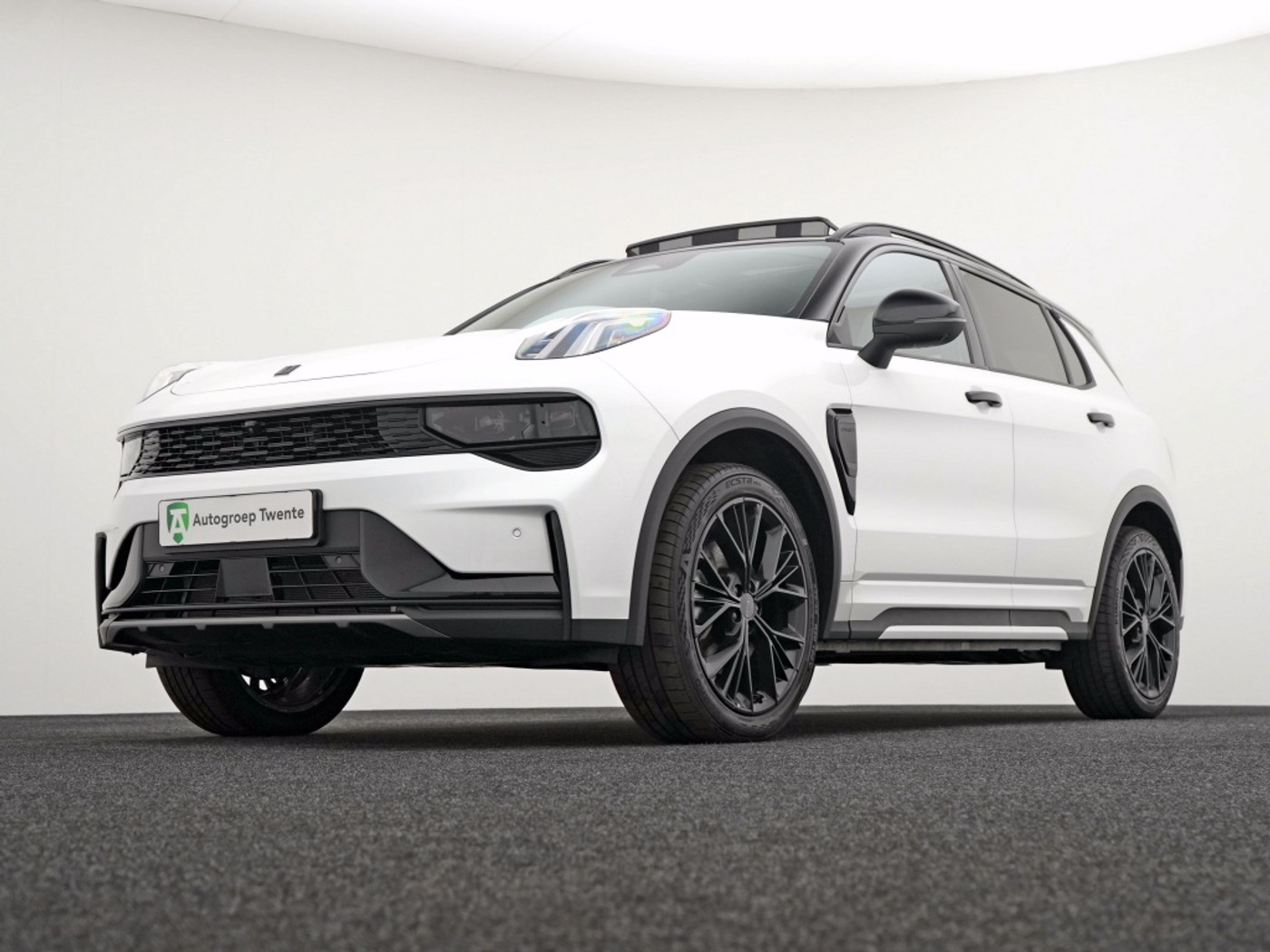 Foto van Lynk&co LYNK & Co 01
