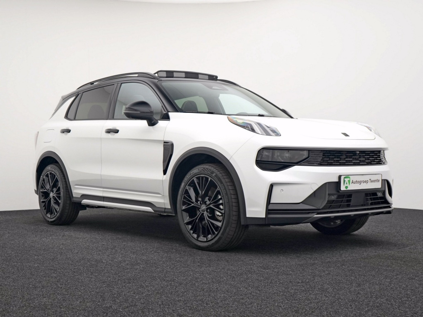 Foto van Lynk&co LYNK & Co 01