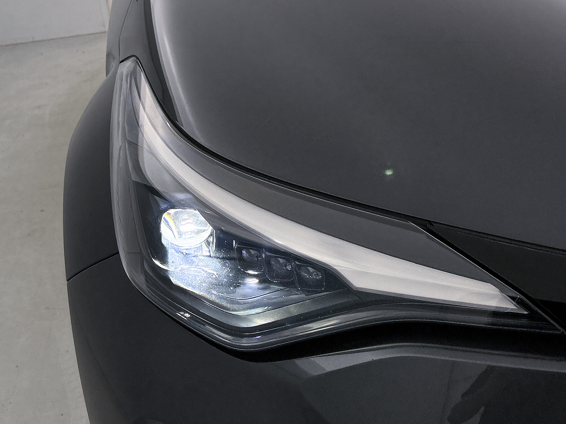 Foto van Toyota Toyota C-hr