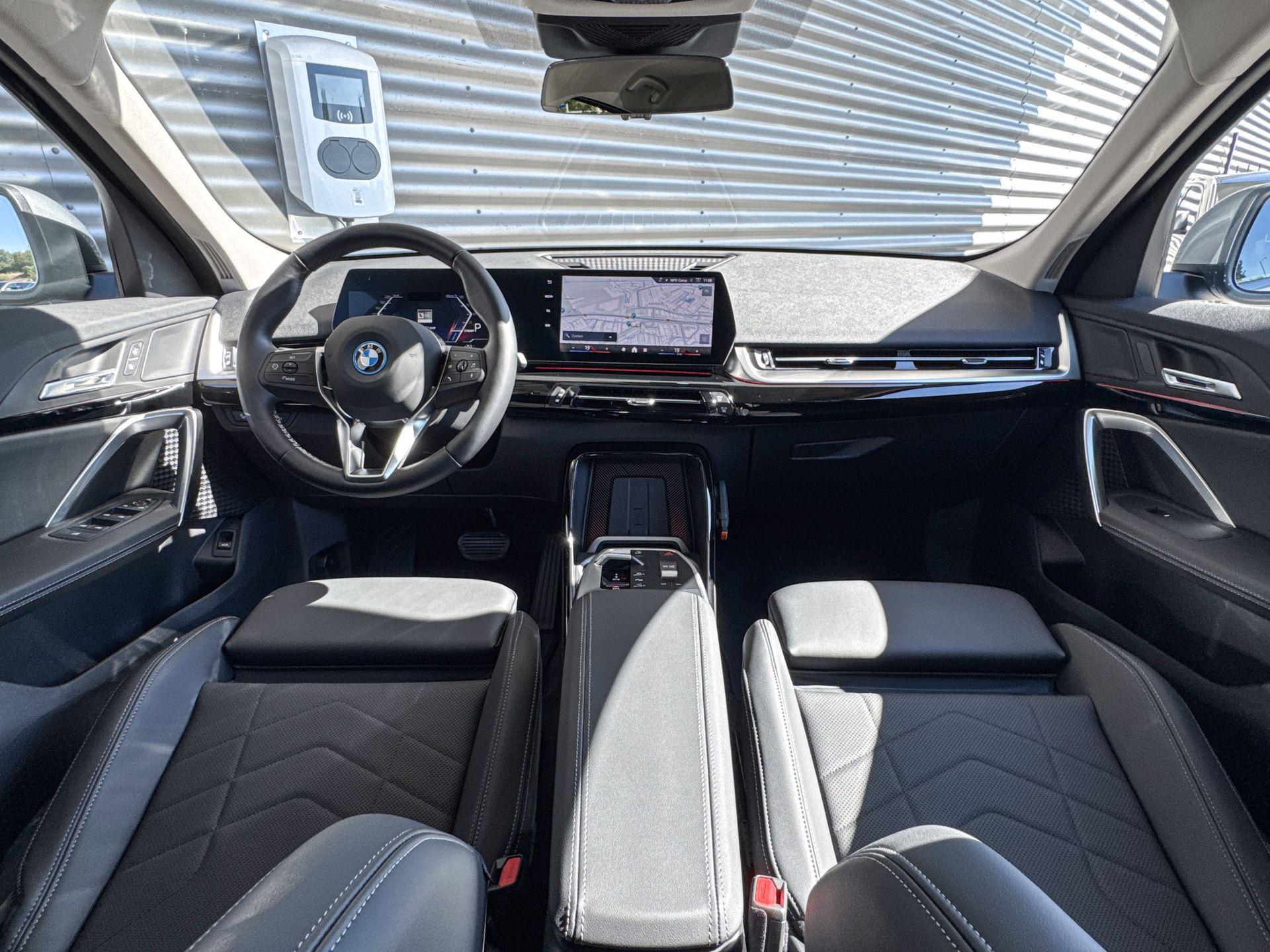 Foto van BMW Ix2 Edrive20