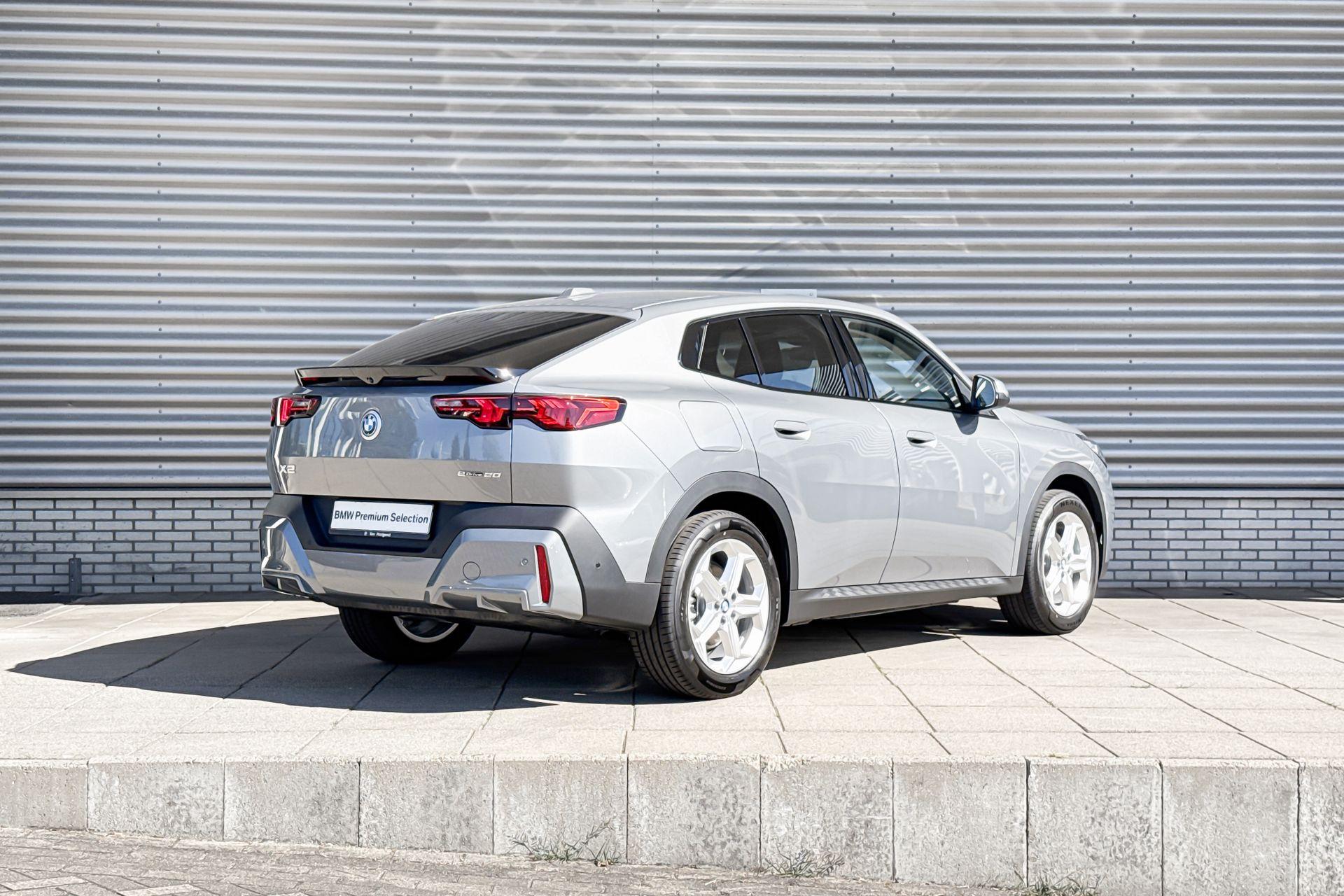 Foto van BMW Ix2 Edrive20