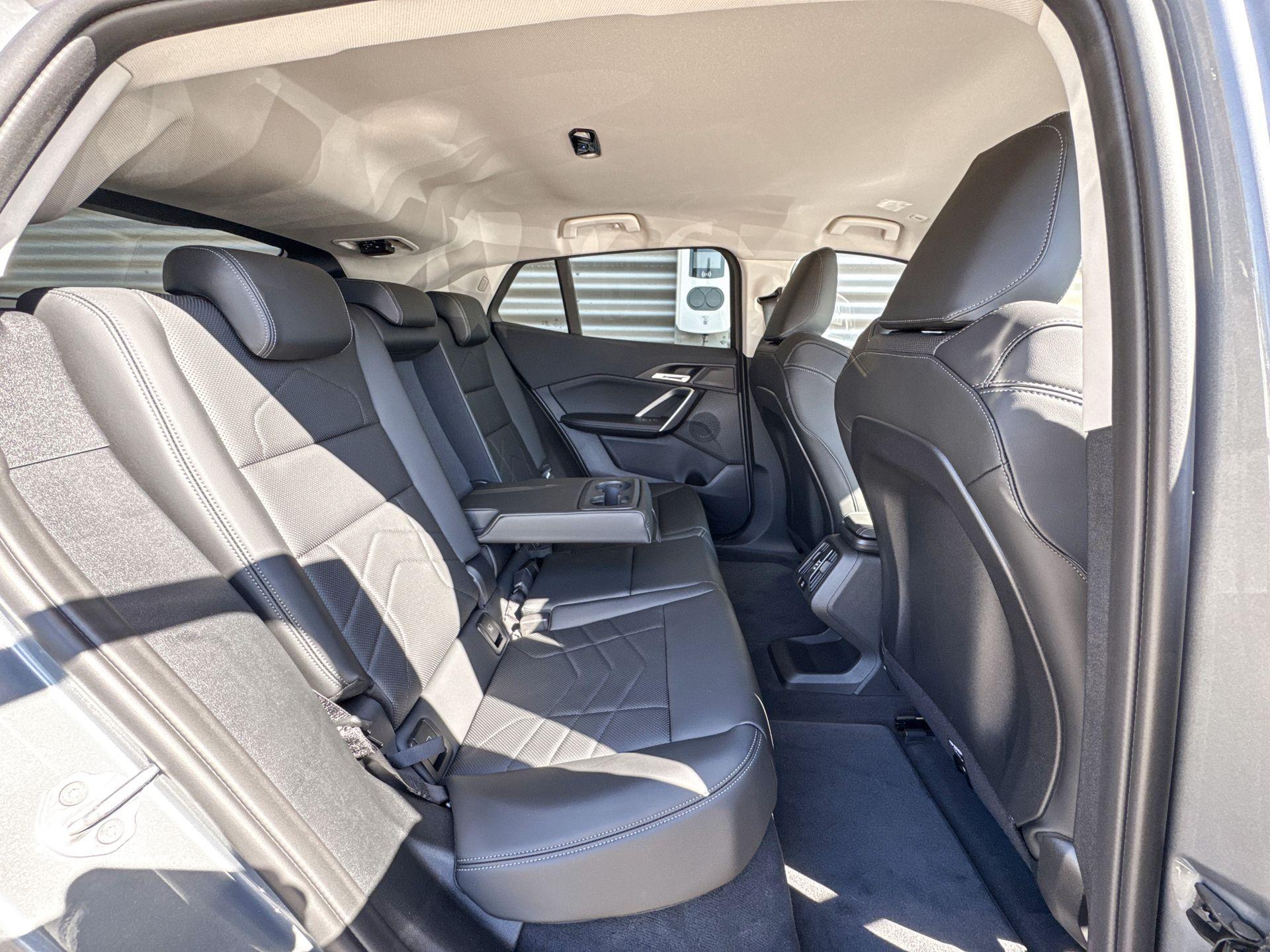 Foto van BMW Ix2 Edrive20