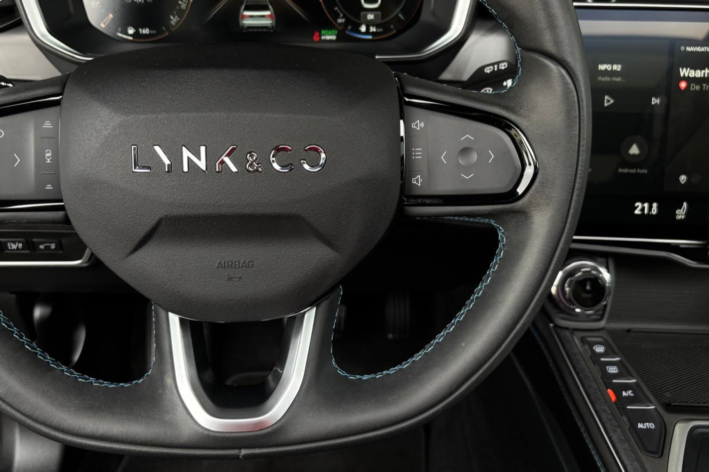Foto van Lynk&co LYNK & Co 01