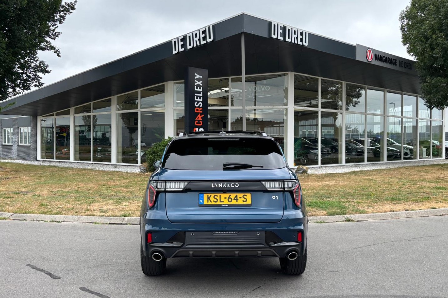 Foto van Lynk&co LYNK & Co 01
