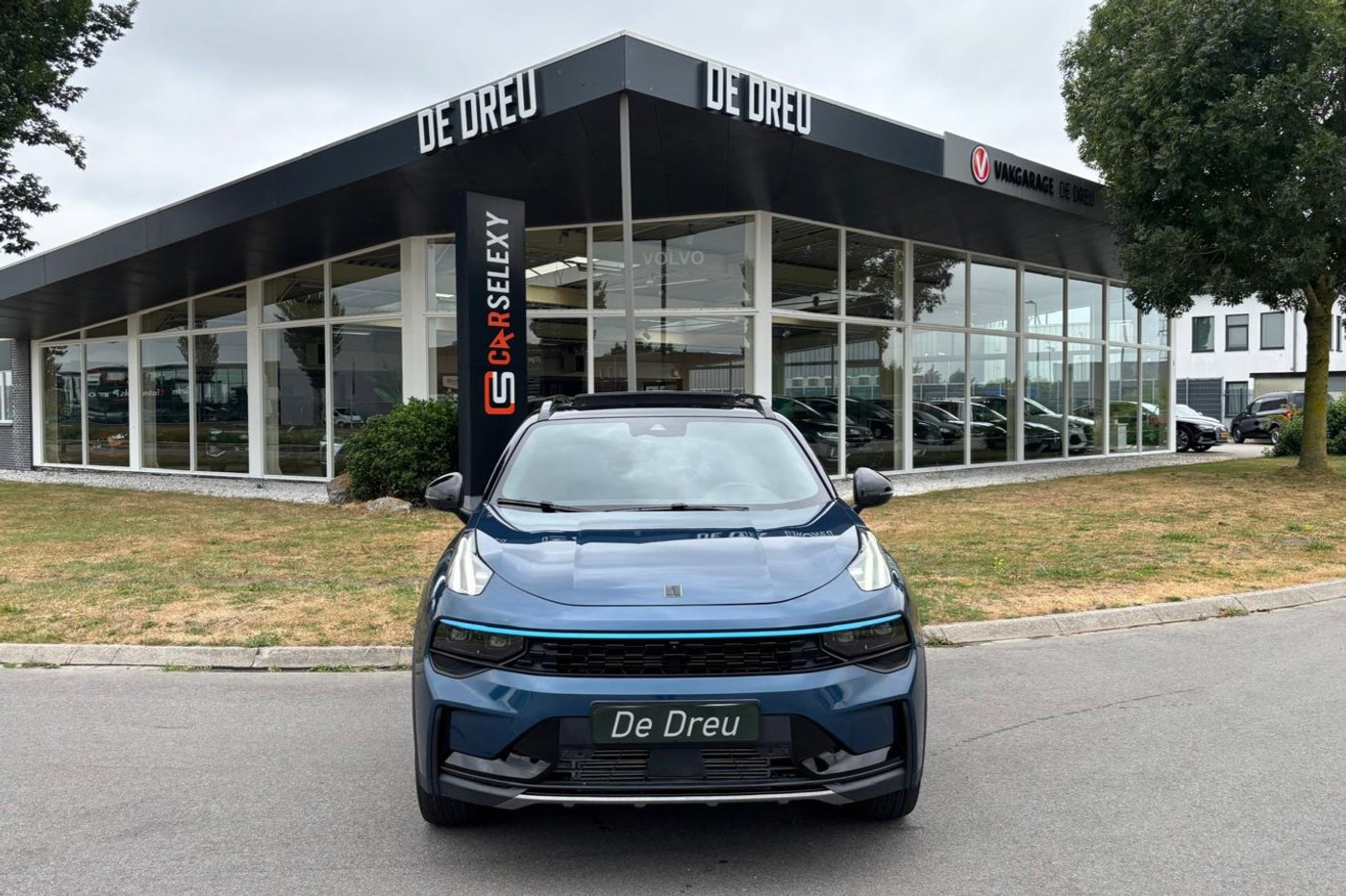 Foto van Lynk&co LYNK & Co 01