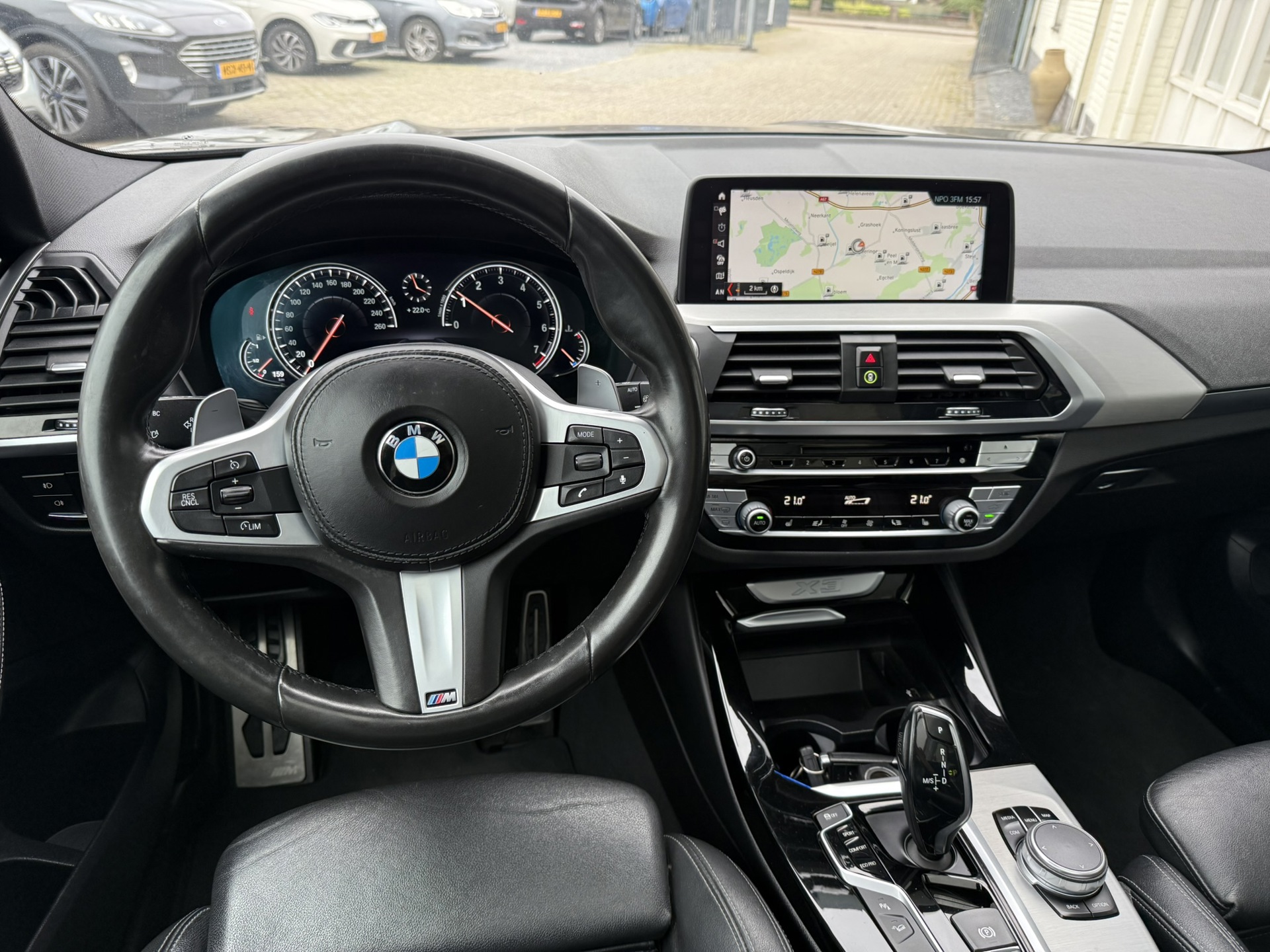 Foto van BMW X3 Xdrive20i