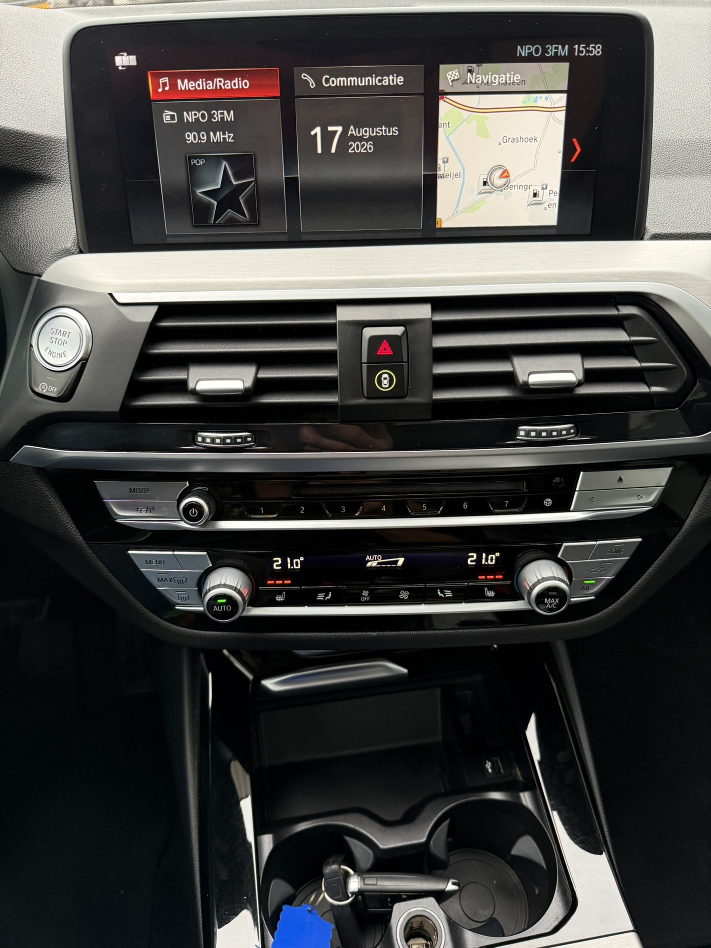 Foto van BMW X3 Xdrive20i