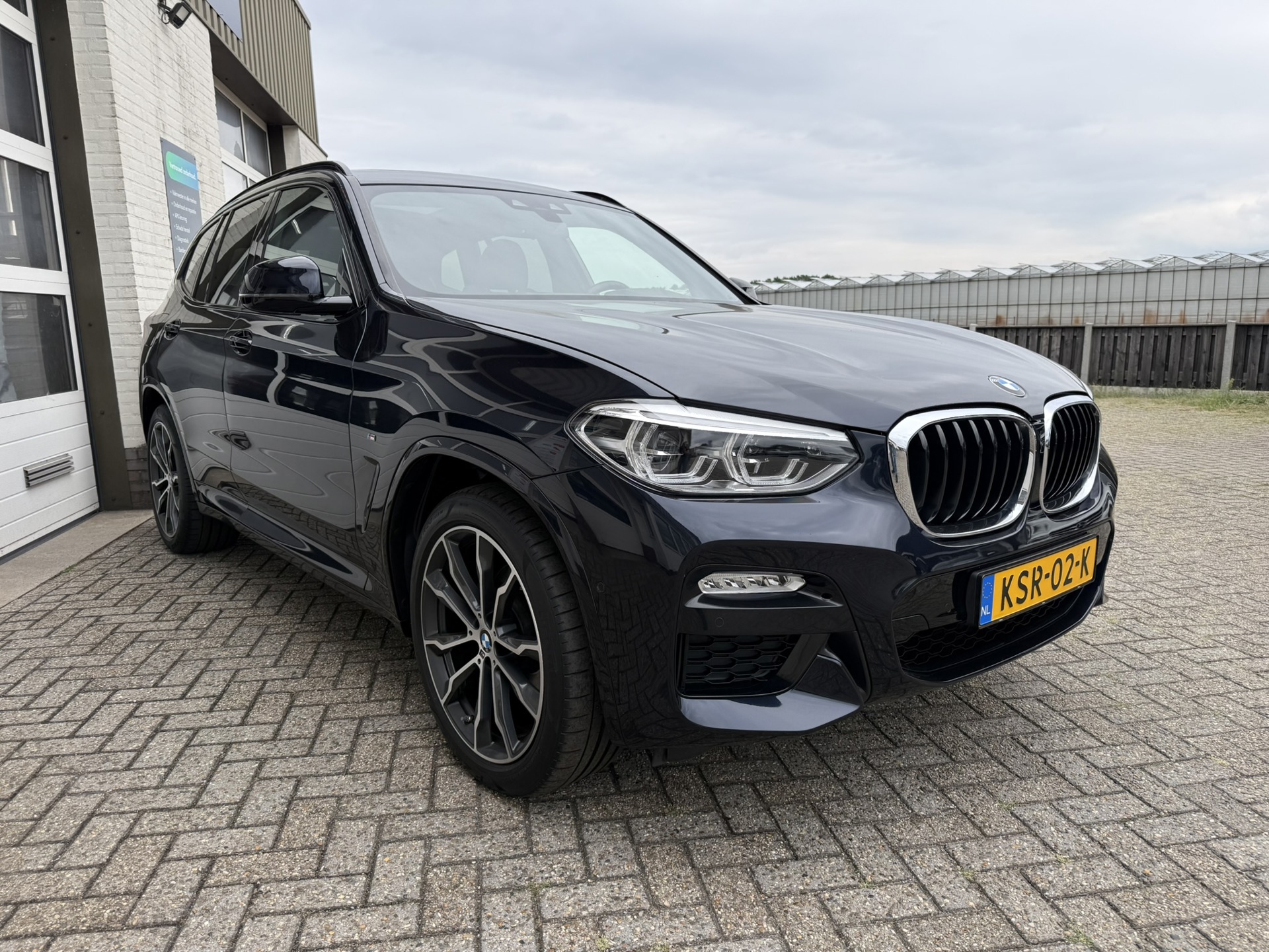 Foto van BMW X3 Xdrive20i