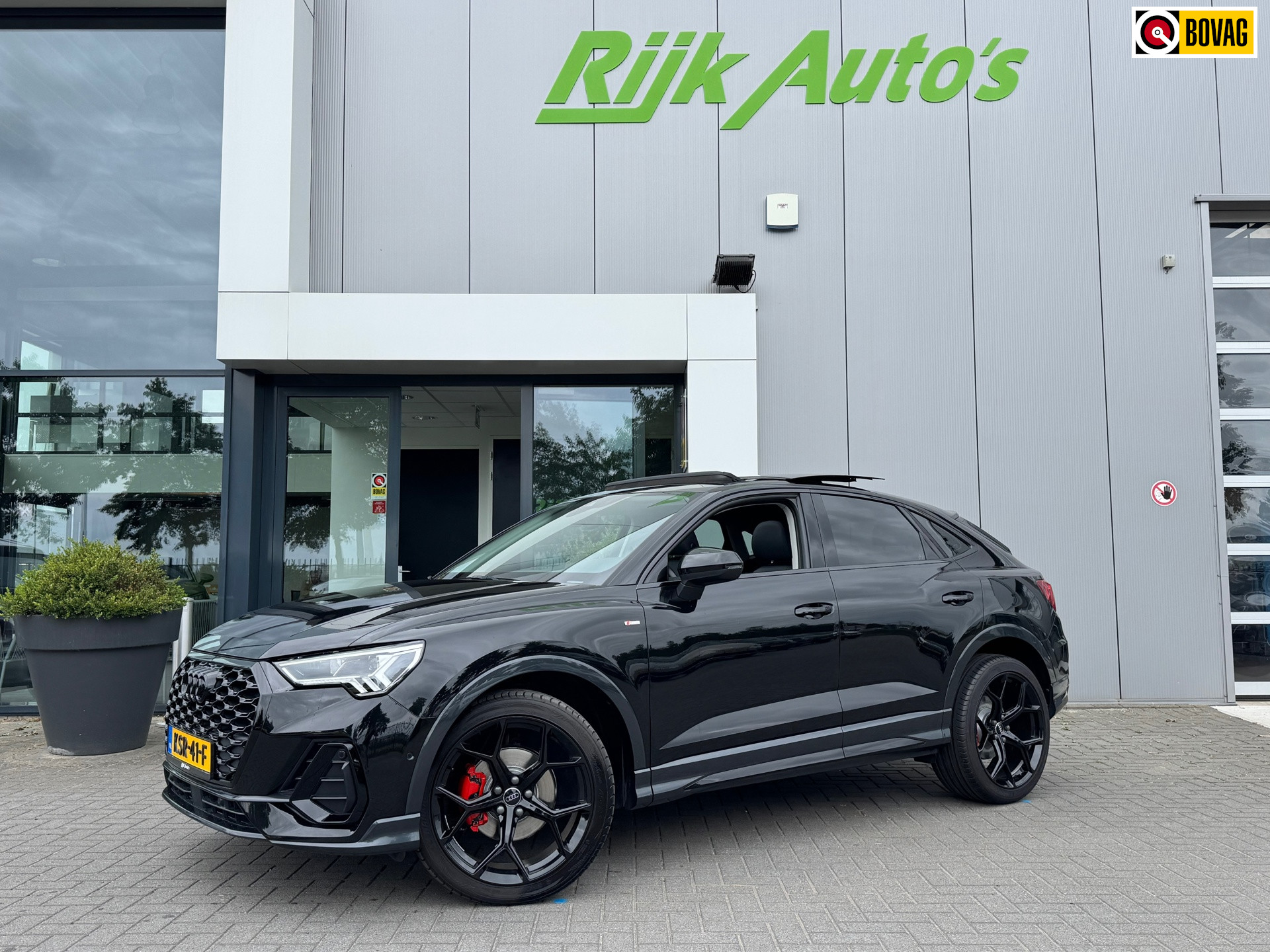 Audi Q3 Sportback 35 TFSI S-Line * Panoramadak * Matrix Led * Camera * Leder 2022 - voorkant