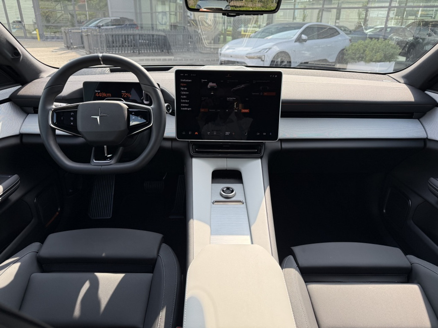 Foto van Polestar Polestar 4