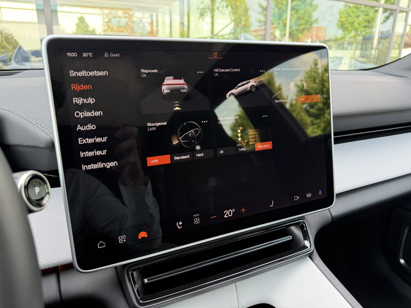 Foto van Polestar Polestar 4