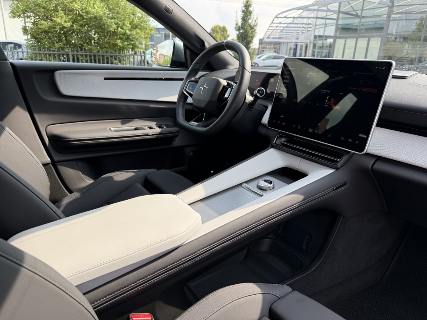 Foto van Polestar Polestar 4