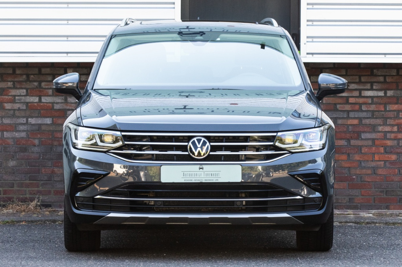 Volkswagen Tiguan 1.4 TSI eHy R Bns 2022 - voorkant
