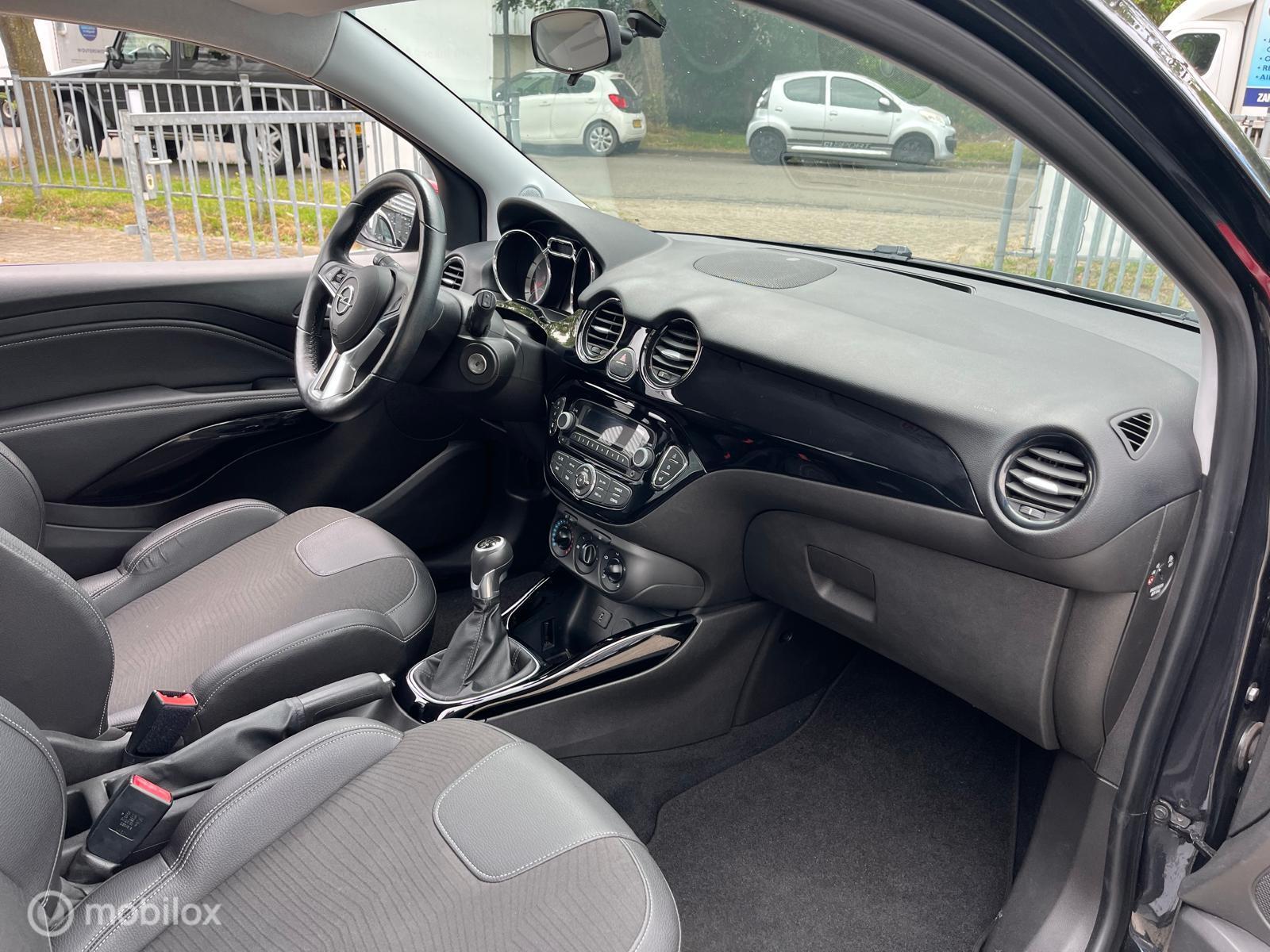 Foto van Opel Adam