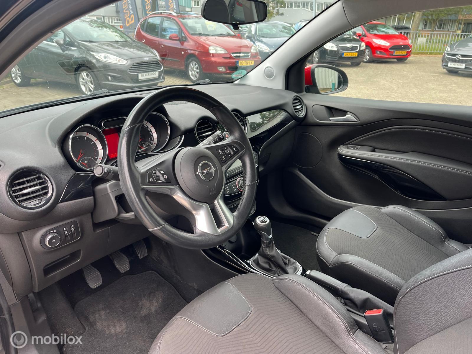 Foto van Opel Adam