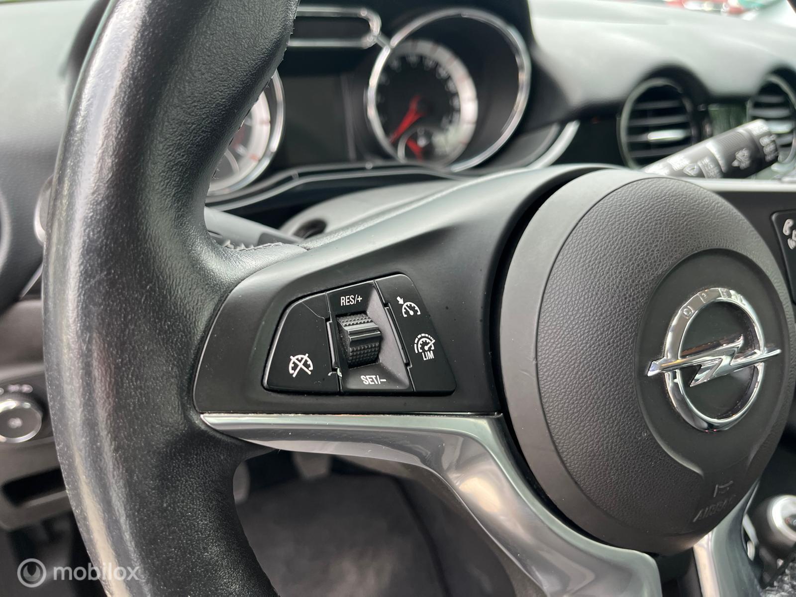Foto van Opel Adam