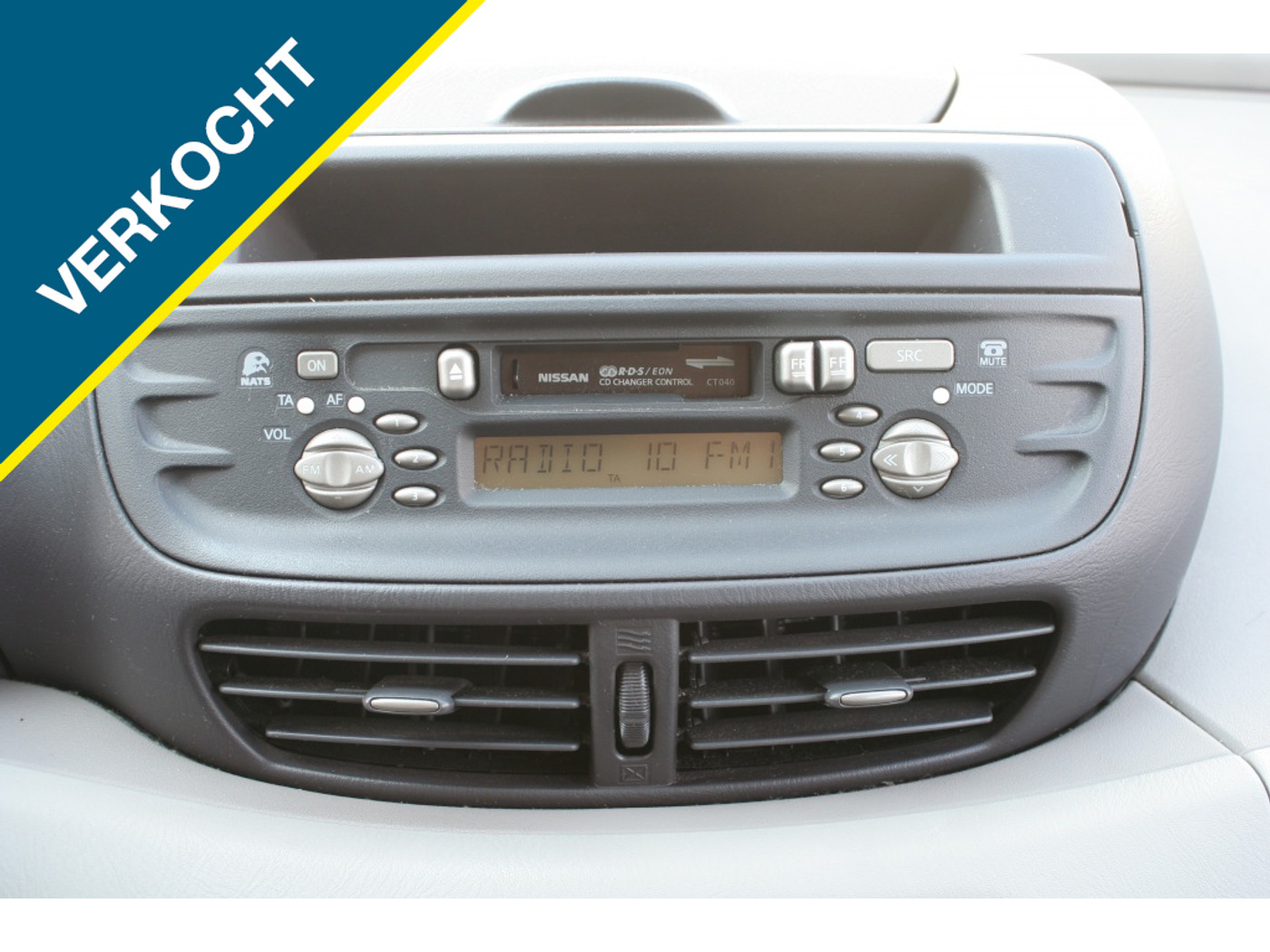Foto van Nissan Almera Tino