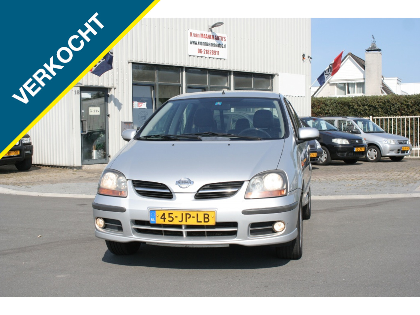 Nissan Almera Tino 1.8 Luxury 2002 - voorkant