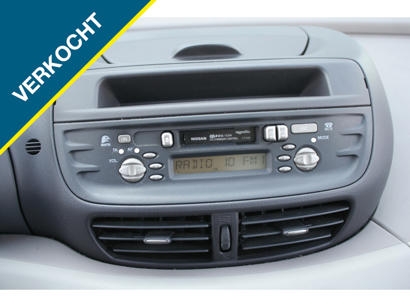 Foto van Nissan Almera Tino