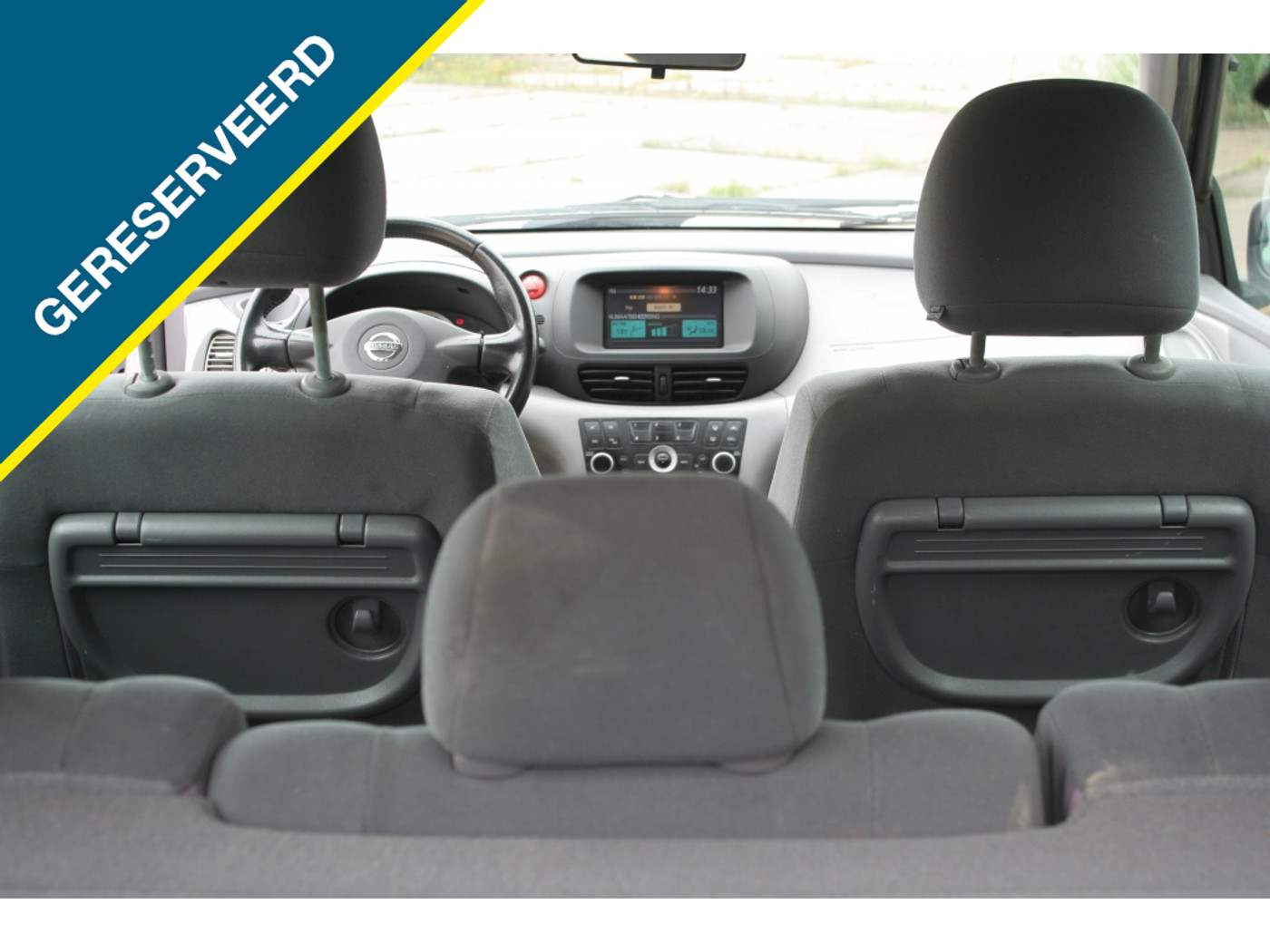 Foto van Nissan Almera Tino