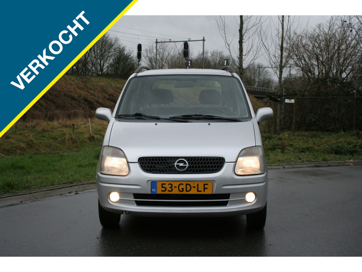 Opel Agila 1.2-16V Elegance 2000 - voorkant