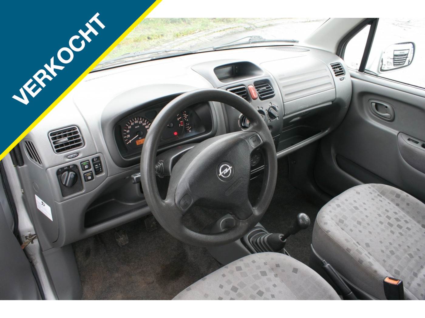 Foto van Opel Agila