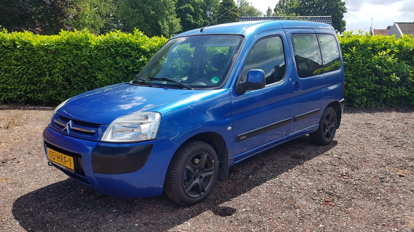 Citroen Berlingo 1.4i Cinqspace Club 2004 - voorkant