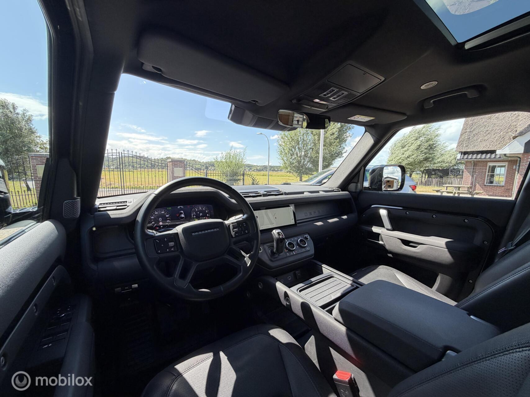 Foto van Land Rover Defender 110