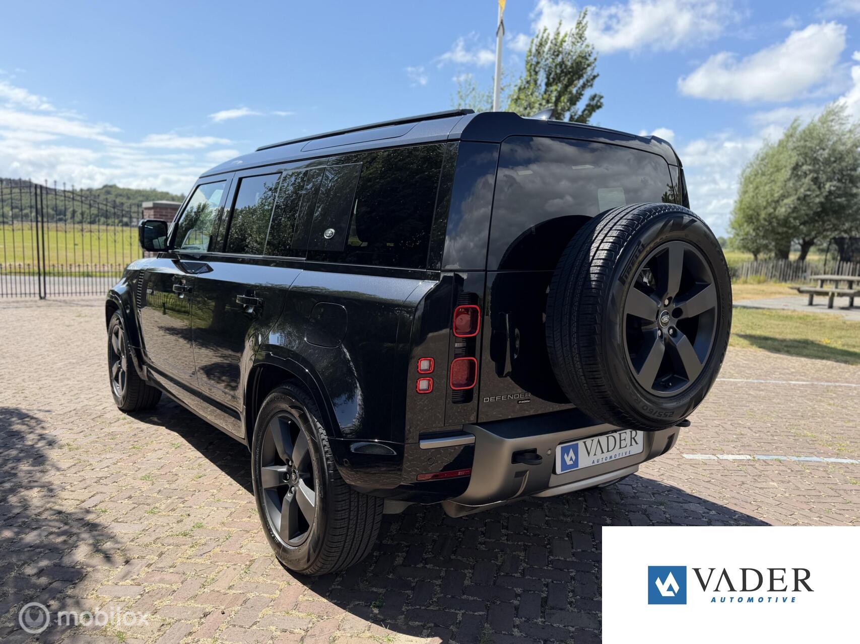 Foto van Land Rover Defender 110