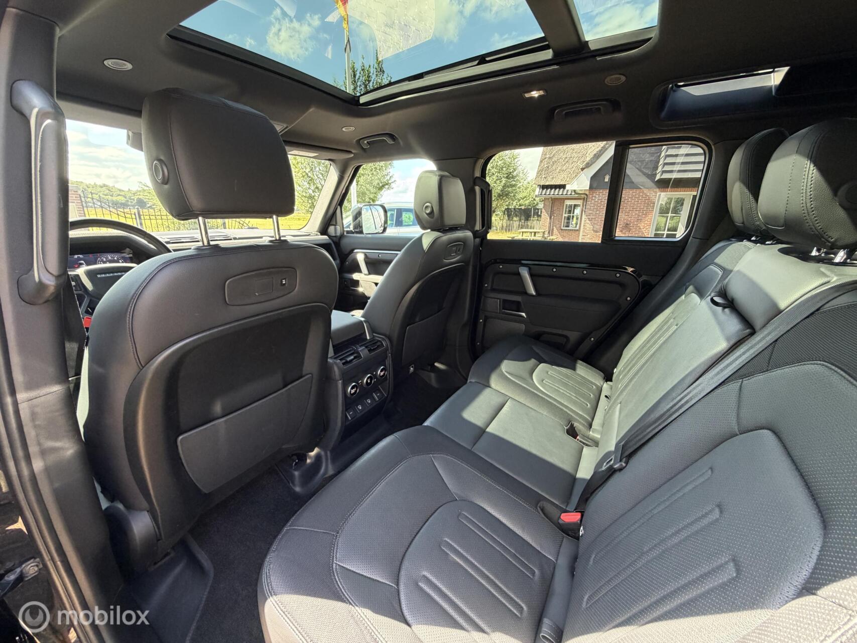 Foto van Land Rover Defender 110
