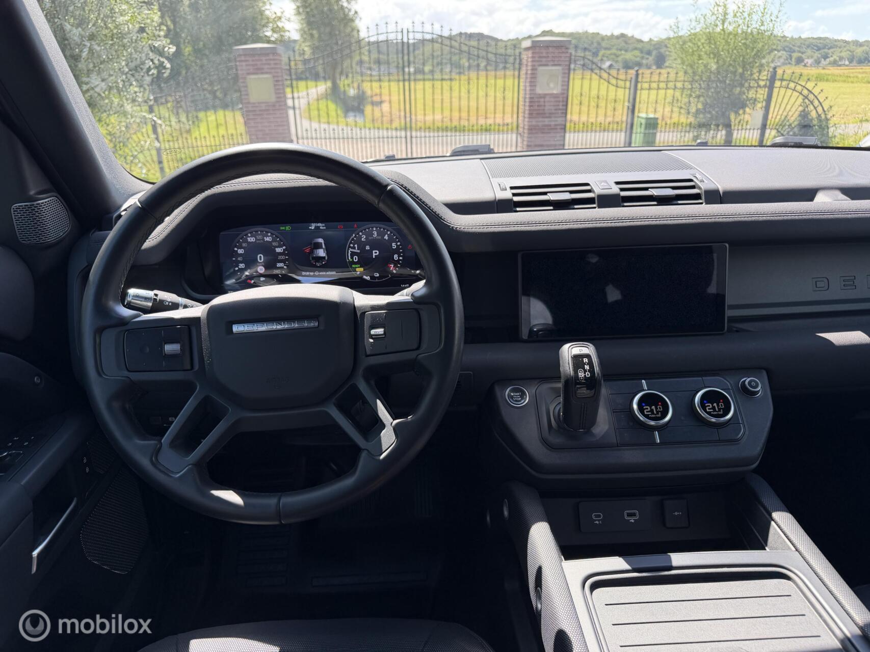 Foto van Land Rover Defender 110