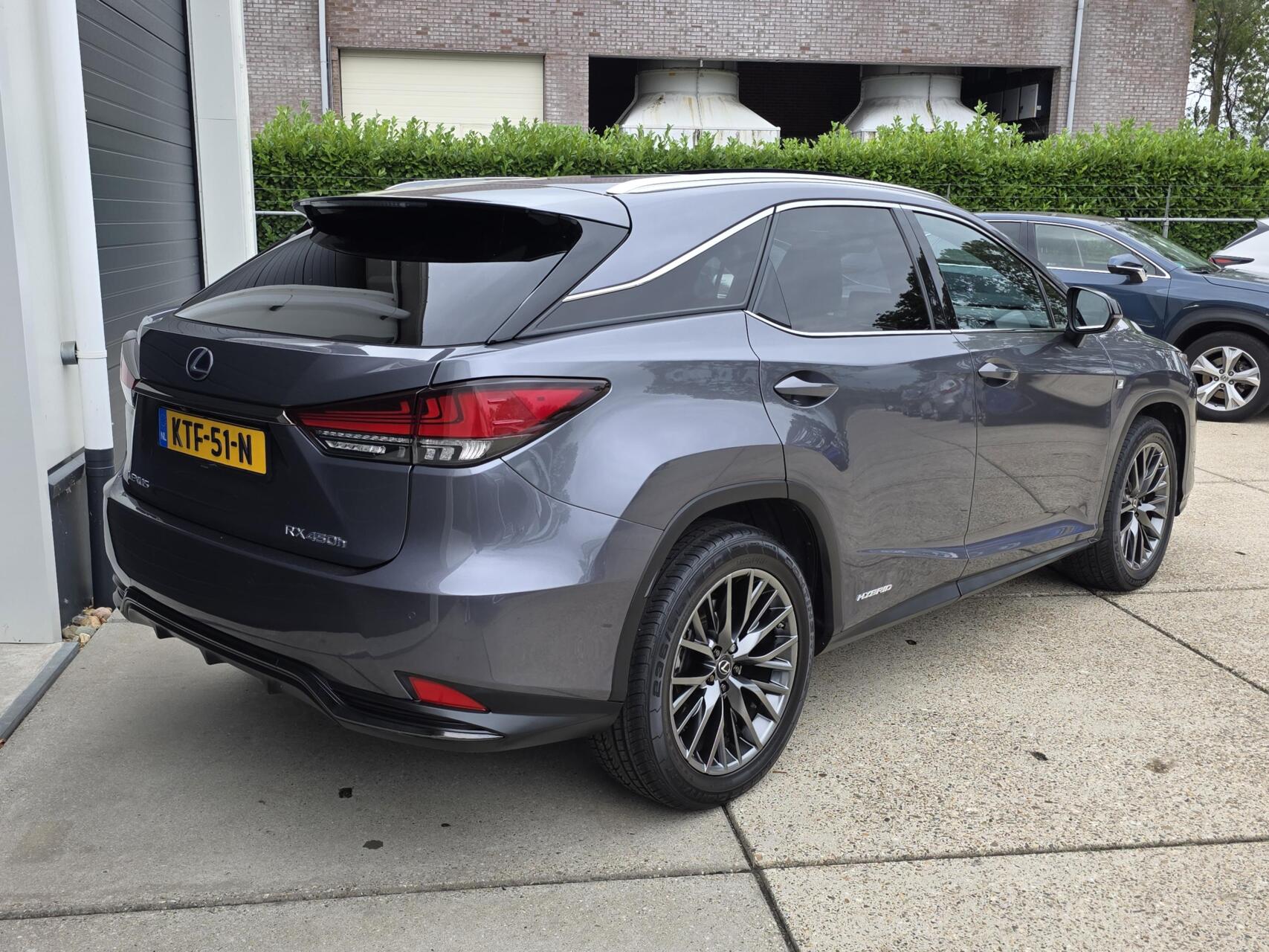 Foto van Lexus RX