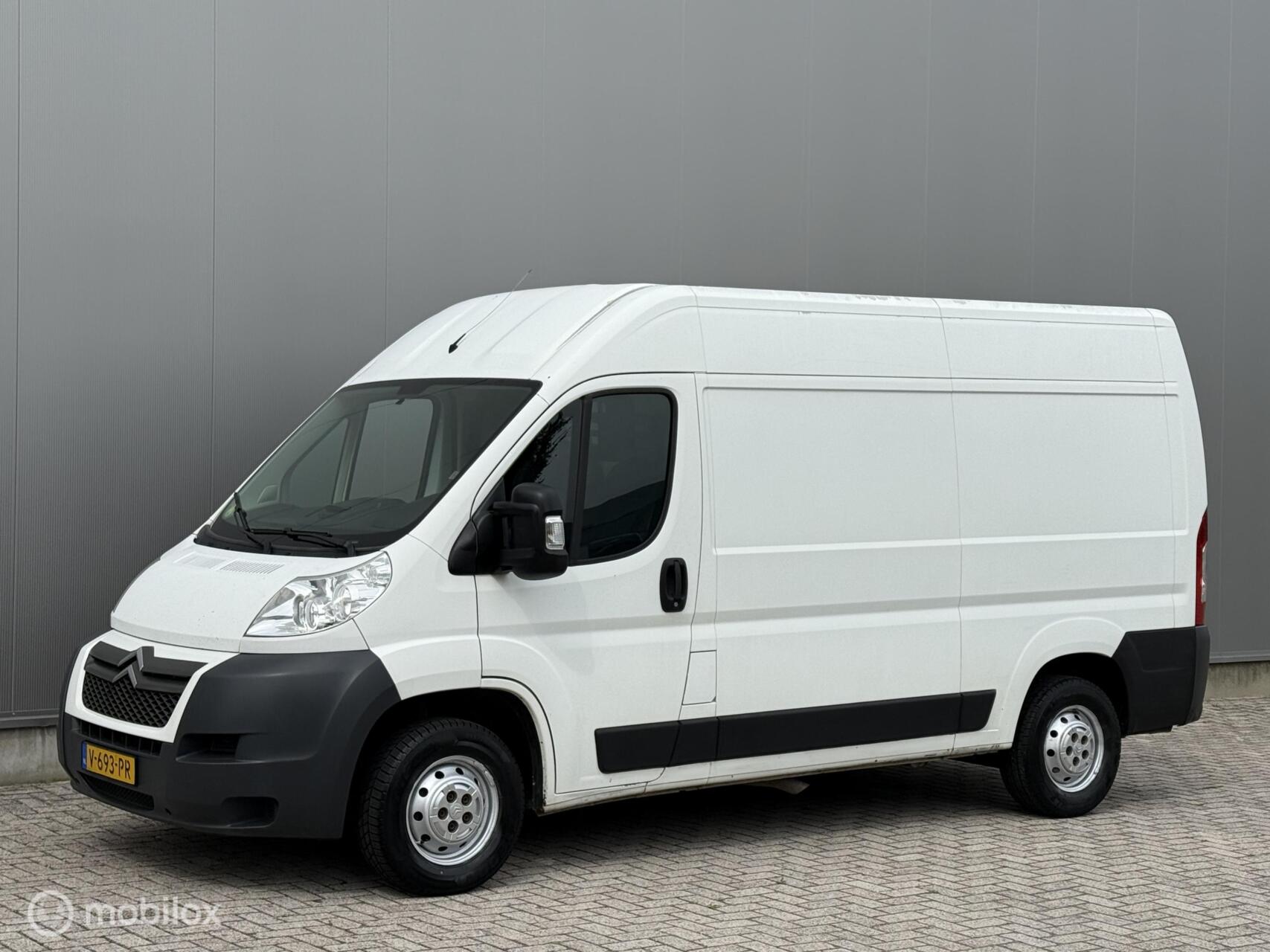 Citroen Citroen Jumper 33 2.2 HDI L2H2 2013 - voorkant
