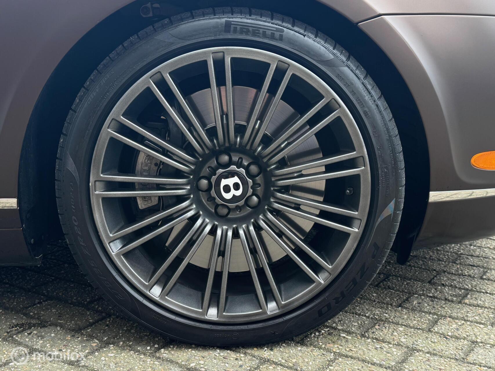 Foto van Bentley Continental GTC