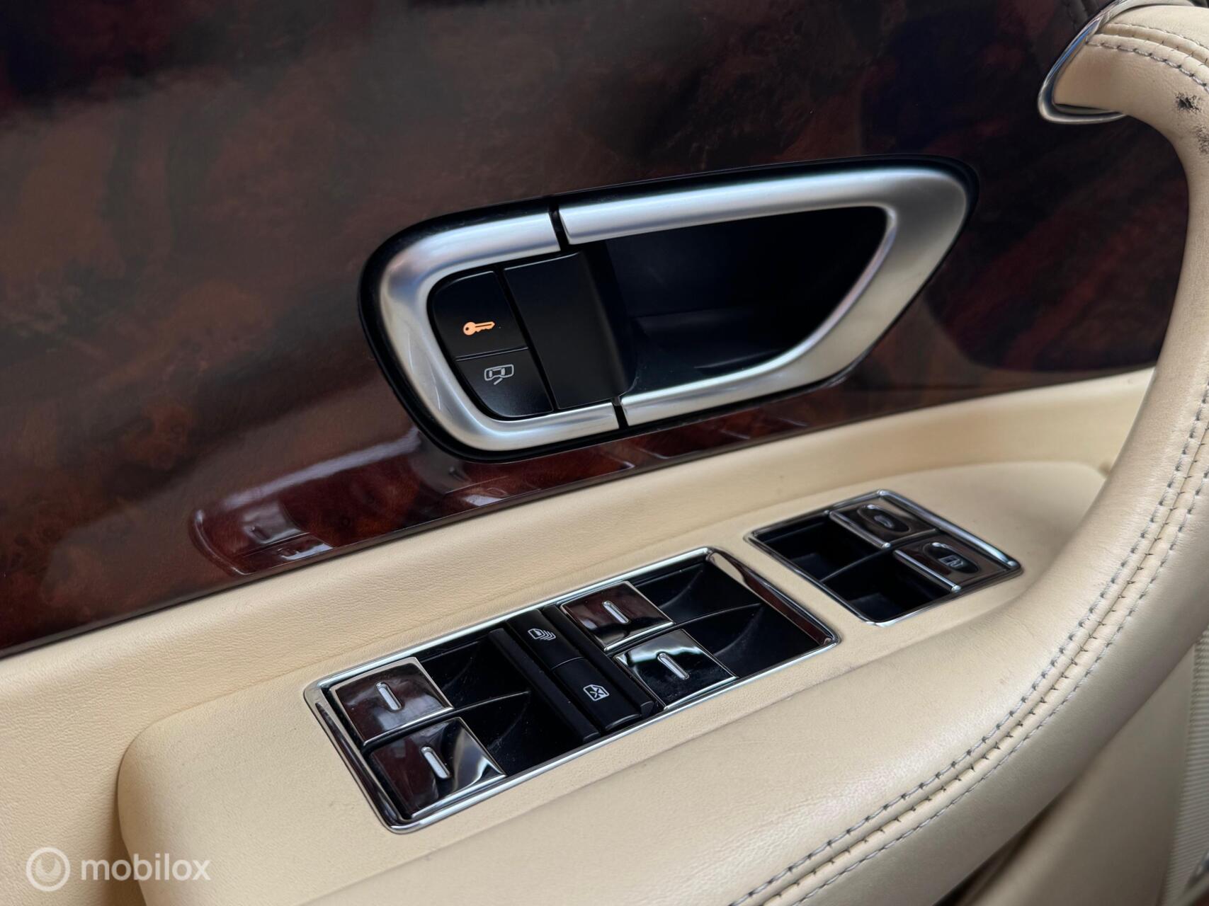Foto van Bentley Continental GTC