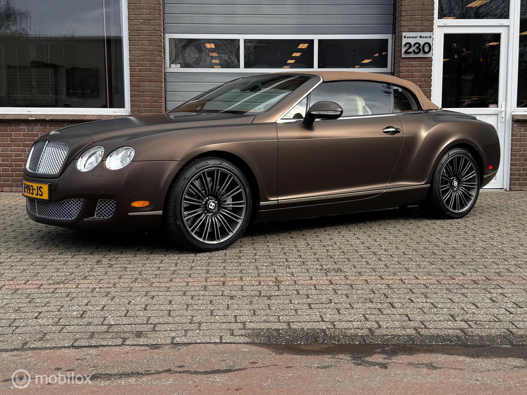 Foto van Bentley Continental GTC